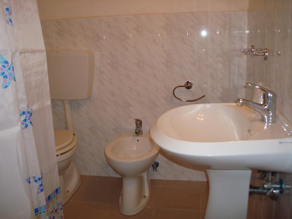 Affittacamere La Spezia Inn Cameră foto